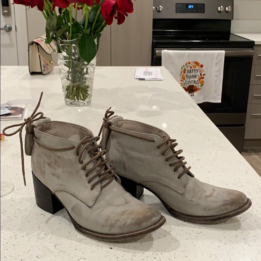 FREEBIRD by Steven FB-Sidra booties size 8